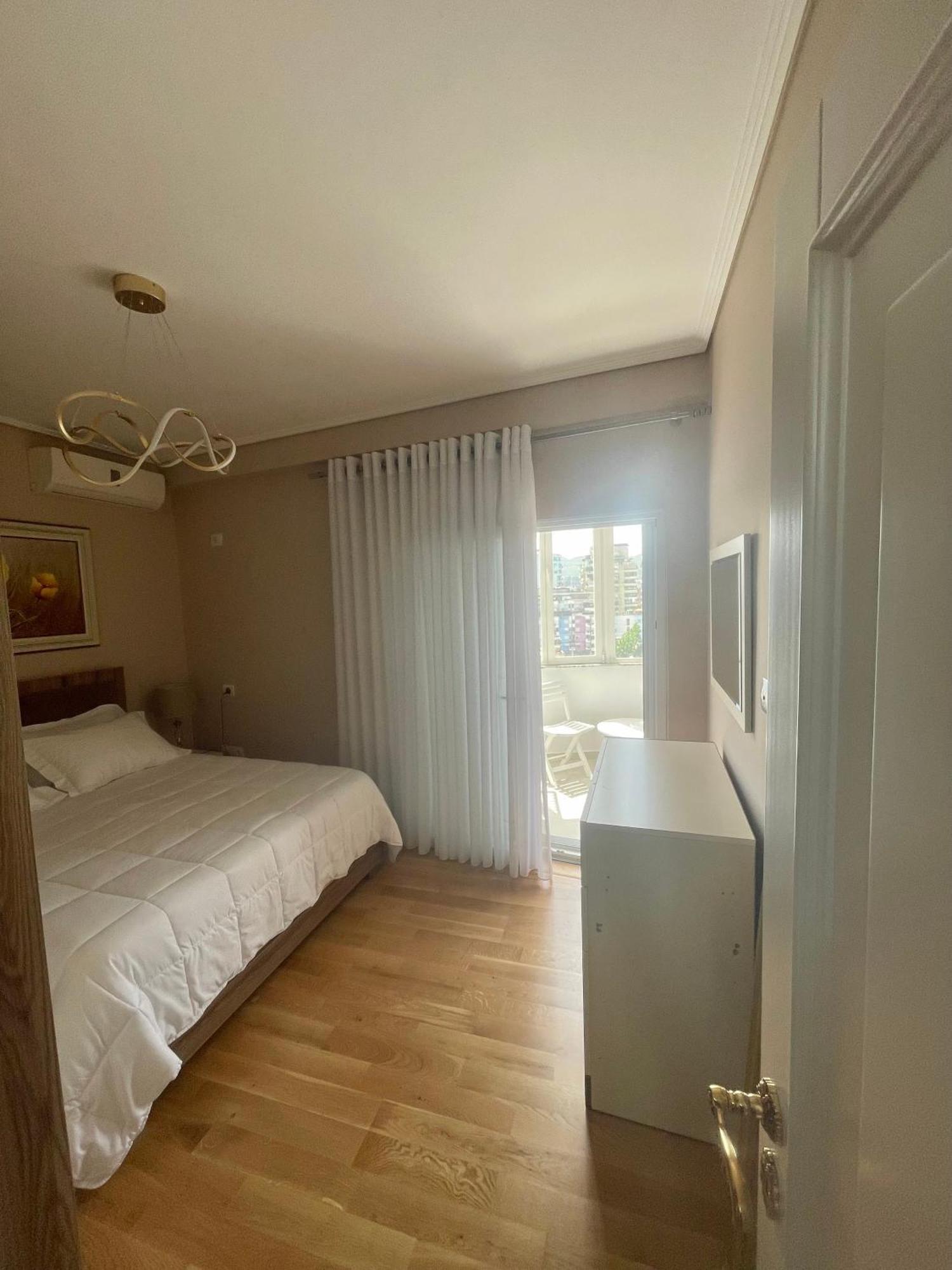Deoni Apartment Luxury ティラナ エクステリア 写真