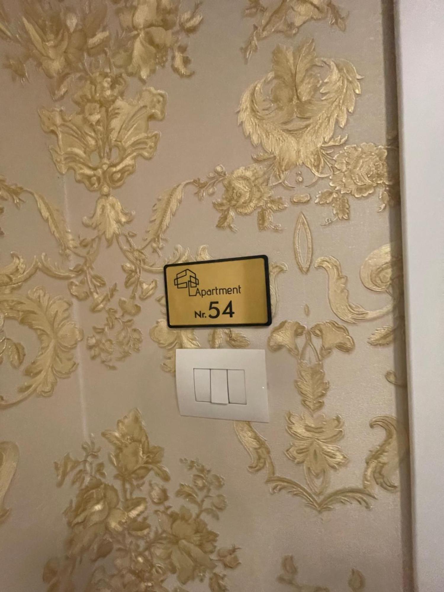 Deoni Apartment Luxury ティラナ エクステリア 写真